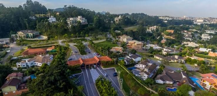 Tamboré, Alphaville