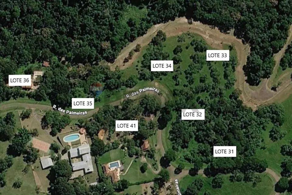 Vista aérea do setor 1, com os lotes 31 a 35 e 38 numerados